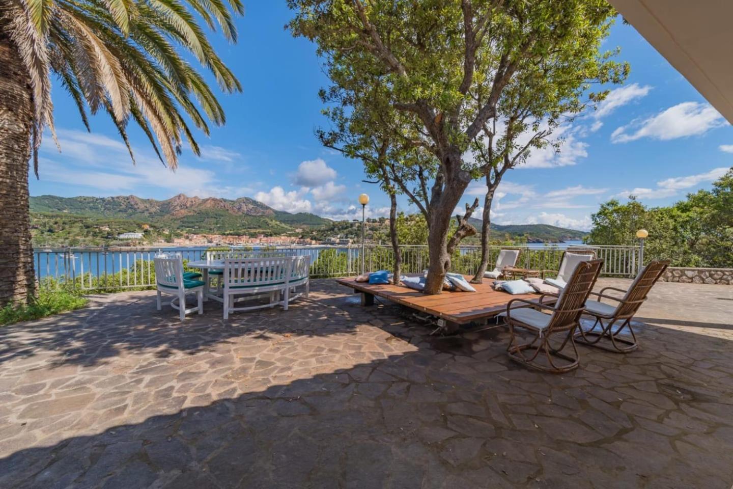 Casa William - Villa E 2 Dependance Porto Azzurro Eksteriør bilde